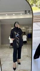 Kabartma desenli takım siyah